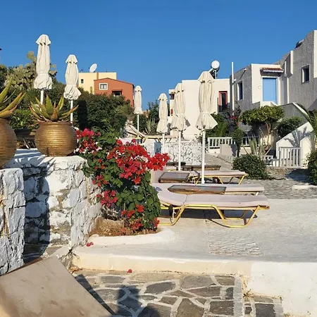 Sunny Hideaway In Chersonisos 4*