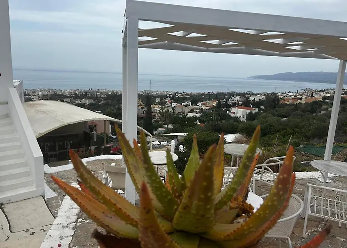 Sunny Hideaway In Chersonisos Херсонісос