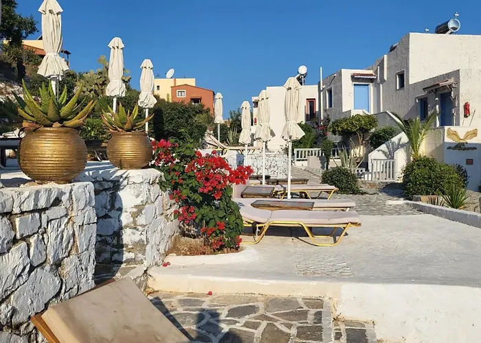 Sunny Hideaway In Chersonisos 4*