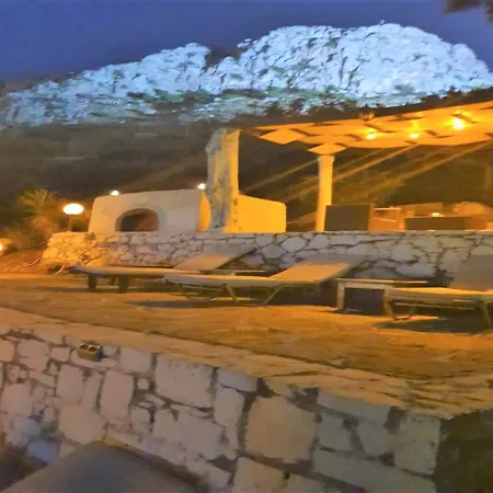 Sunny Hideaway In Chersonisos