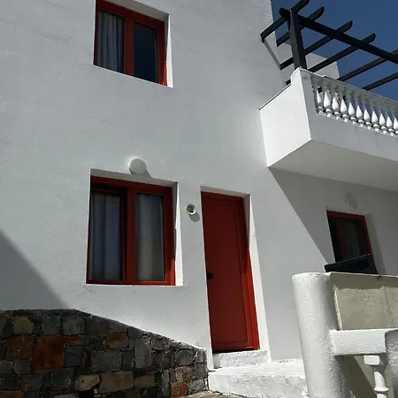 Sunny Hideaway In Chersonisos